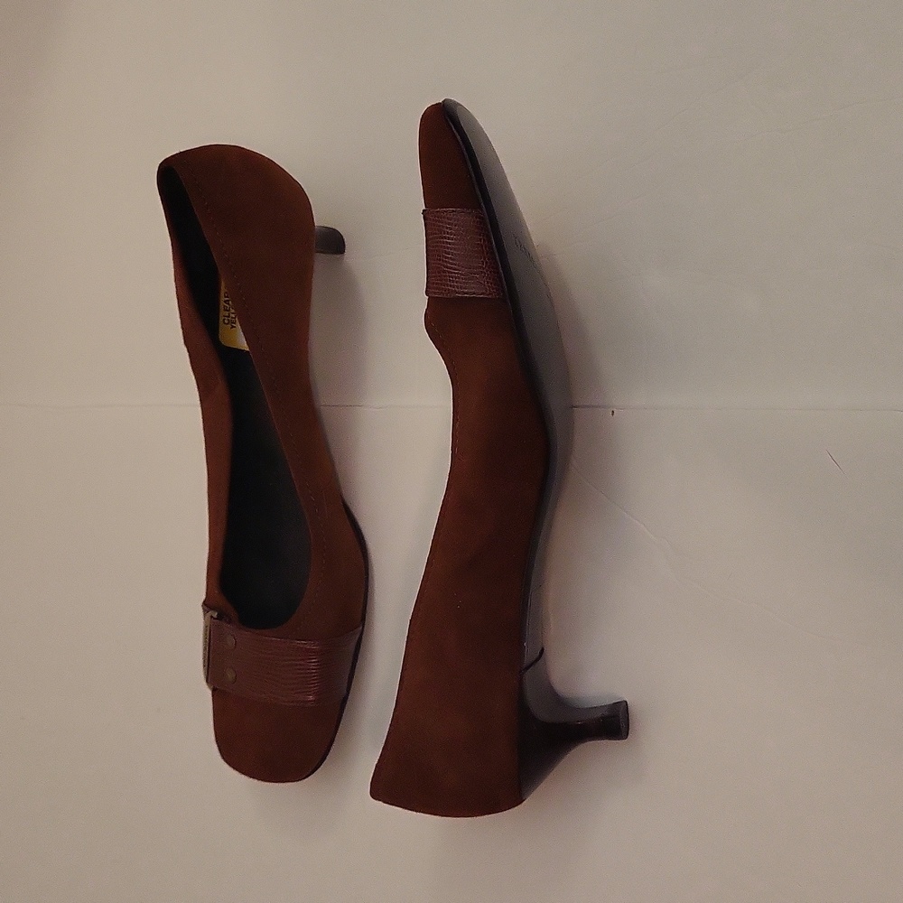 NWOB Brown Suede Kenneth Cole Heels, Size 8 - Picture 6 of 10